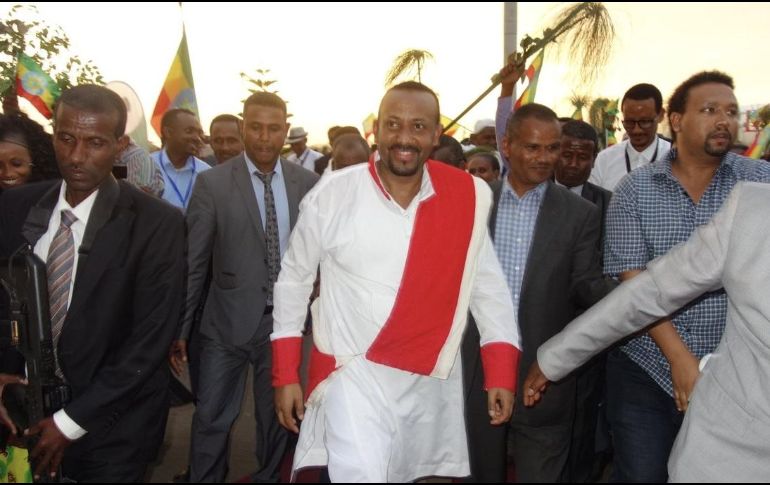 Este anuncio significa un giro en la política del nuevo primer ministro, Abiy Ahmed, que prometió en su discurso de investidura en abril trabajar para restaurar la paz con Eritrea. TWITTER / @PM_AbiyAhmed