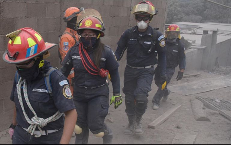 Los habitantes de la zona del desastre han atestiguado que muchos de sus vecinos al parecer no pudieron salir a tiempo y que temen lo peor. AFP / R. Buendia