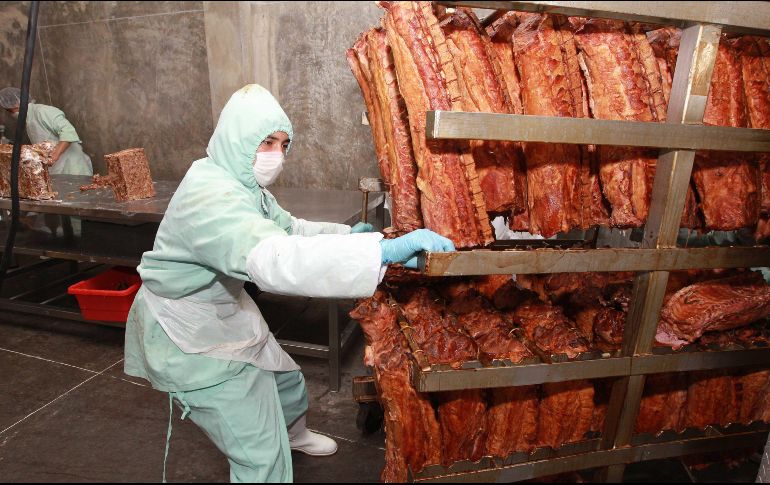 Los mexicanos consumen 2.11 millones de toneladas al año de carne de cerdo, la producción nacional alcanza 1.45 millones de toneladas, de las cuales exporta 105 mil toneladas. EL INFORMADOR / ARCHIVO