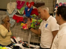 El candidato ha estado recorriendo Guadalajara barrio por barrio. TWITTER / @MiguelZarateH