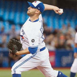 Marco Estrada se va sin decisión