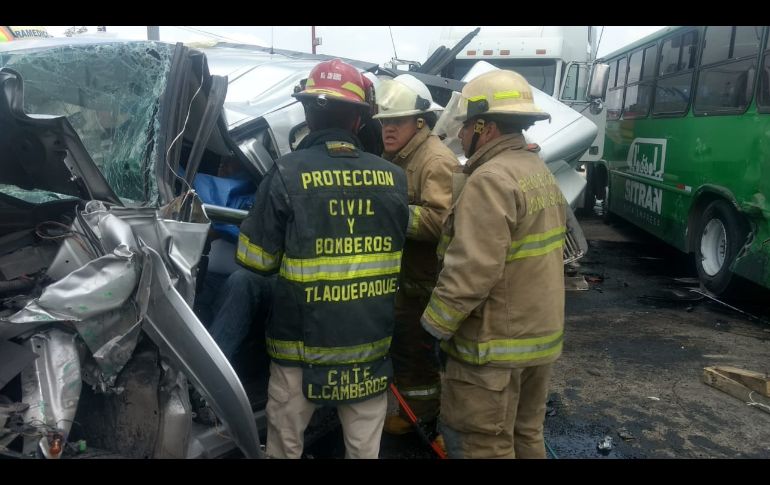 Se comenzó con la valoración de los lesionados para trasladarlos a los puestos de socorros. ESPECIAL/ Protección Civil y Bomberos Jalisco