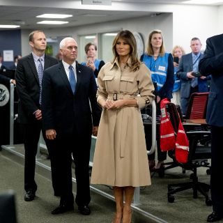 Melania Trump hace su primera aparición pública en un mes