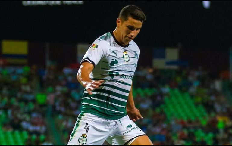 Canterano de Santos, con 20 años de edad, formará parte de la plantilla del cuadro de Coapa a partir del Apertura 2018. TWITTER / @Jorgiesanchez1