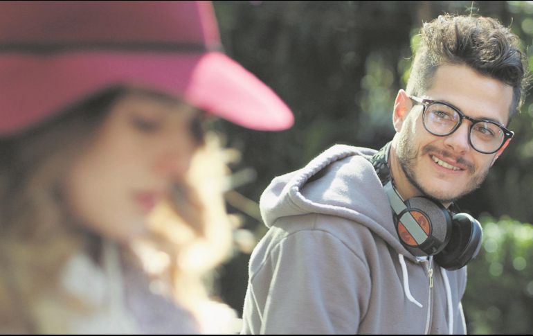 Alfonso Dosal. Da vida a un DJ. ESPECIAL