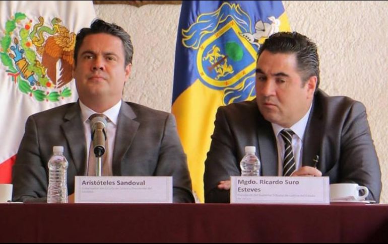 El “Diplomado en Sistemas Anticorrupción” fue impartido a servidores públicos. FACEBOOK/jaristoteles.sandoval