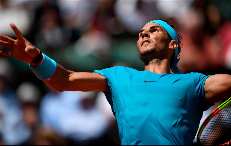 Nadal no mostró piedad alguna ante el rival, al cual dominó de principio a fin en los siguientes tres sets que se disputaron este día, luego de que el partido fuera pospuesto ayer. AFP / E. Freferberg
