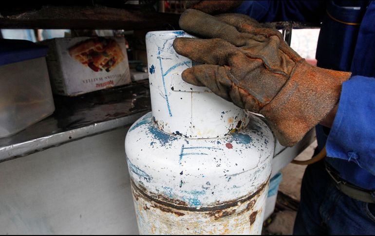 Alguno de los productos cuyos precios incidieron más al alza fueron el gas doméstico LP, gasolina, pollo, naranja, papa, entre otros. EL INFORMADOR / ARCHIVO