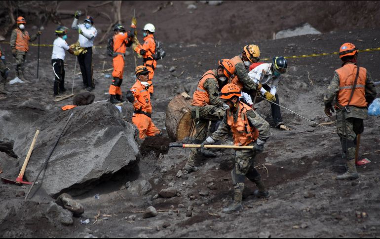 De acuerdo con meteorólogos del país, una onda del este provoca lluvias desde este jueves y posiblemente hasta el próximo fin de semana. AFP / O. Estrada