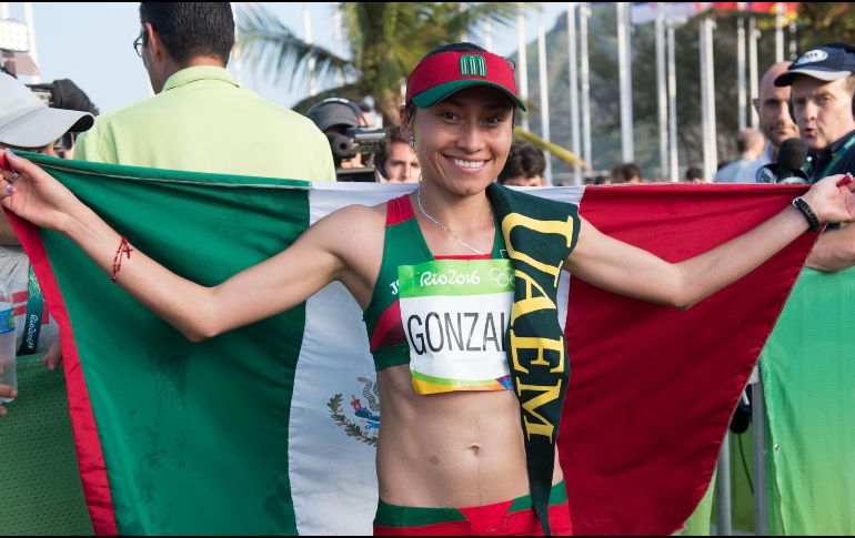 Entre los atletas se encuentra la maratonista Madaí Pérez y la subcampeona olímpica de Río 2016 en marcha Guadalupe González (foto), quien sería la abanderada de la delegación mexicana a la cita colombiana. MEXSPORT / ARCHIVO