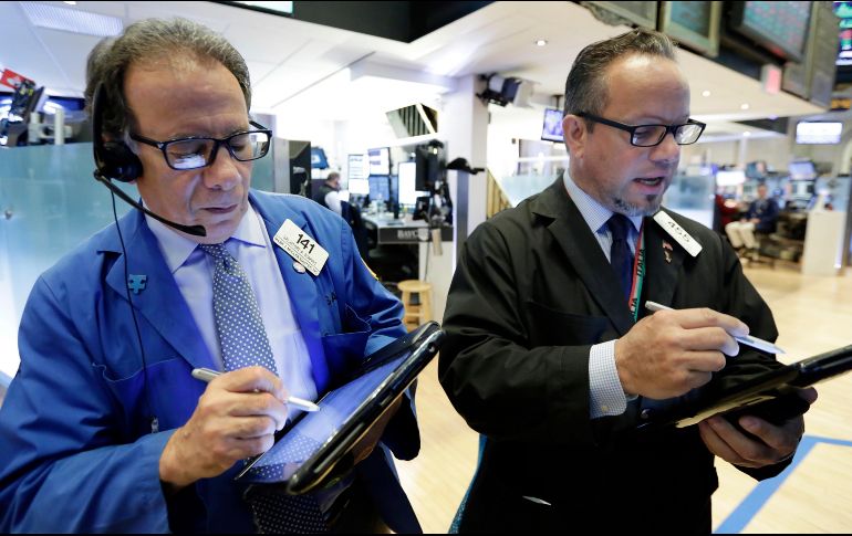 El Dow Jones ganó 91.95 puntos, llegó hasta 25 mil 238.34 puntos. AP / ARCHIVO