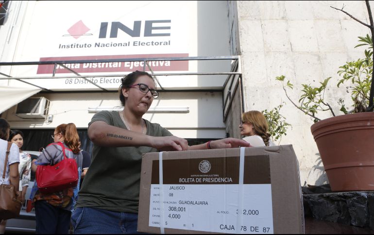 Un equipo de elementos del Ejército mexicano será el que resguarde la bodega a partir de hoy y hasta el término de la jornada electoral. EL INFORMADOR / G. Gallo