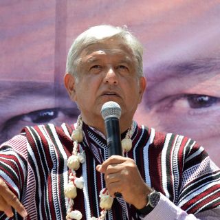 El INE abre investigaciones por llamadas telefónicas contra AMLO