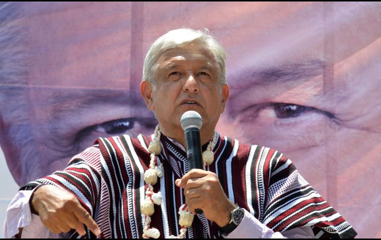 El pasado 5 de junio acusó al PAN y al PRI de estar detrás de esa campaña negra disfrazada de encuesta para denostar a López Obrador. SUN