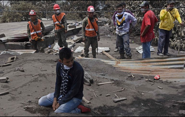 La erupción del Volcán de Fuego ha dejado hasta el momento más de cien muertos. AFP / J. Ordoñez