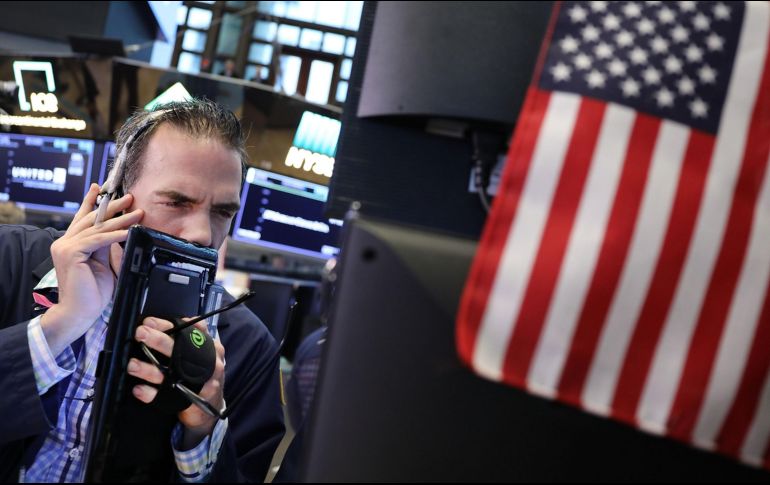 Por su parte, el NYSE Composite pierde 2.48 puntos (-0.02 por ciento) al ubicarse en 12 mil 786.02 unidades. AFP