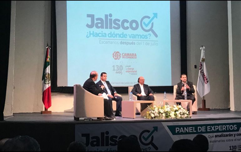 Expertos participaron en el panel “Jalisco, ¿hacia dónde vamos?, escenarios después del 1 de julio”, realizado por la Canaco. TWITTER / @CamaradeCom_GDL