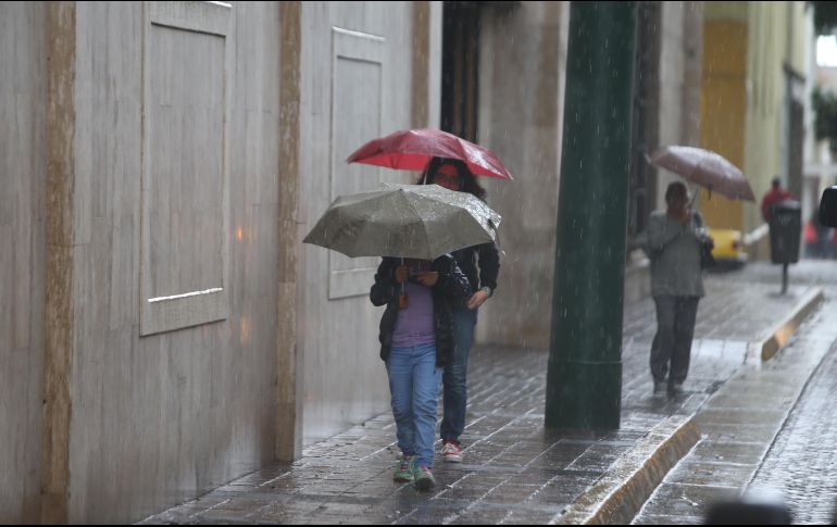Este sábado, se pronostica cielo nublado la mayor parte del día con posibilidad de tormentas muy fuertes y actividad eléctrica en Jalisco, así como ambiente caluroso. EL INFORMADOR/ARCHIVO