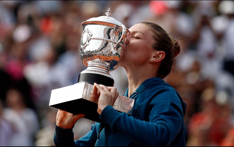 La jugadora de 26 años se mantiene como la número uno del mundo. EFE / Y. Valat