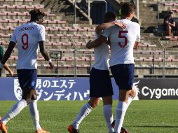 Inglaterra obtuvo el tricampeonato del torneo francés. TWITTER/@England