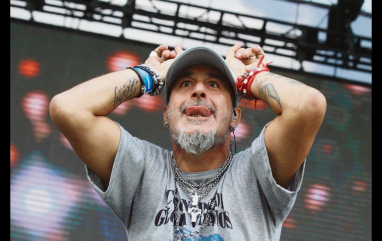 Irreverencia total con la música de Kapanga.