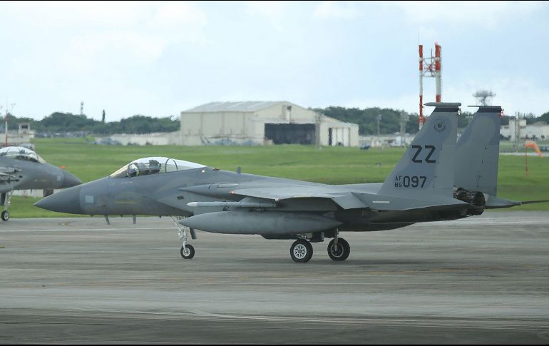 El caza F-15C Eagle, que había despegado de la base aérea estadounidense de Kadena, en la isla de Okinawa, cayó al mar alrededor de las 06:26 hora local. AFP/JIJI