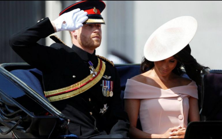 Enrique y Meghan asistieron el sábado a la ceremonia Trooping the Color. EFE /ARCHIVO