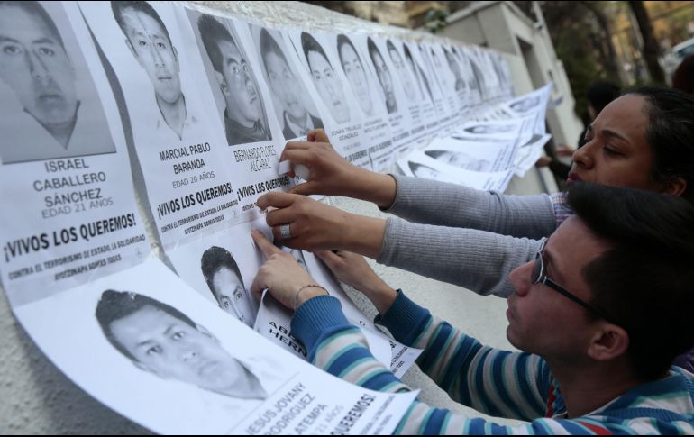 En una investigación se descarta que los 28 cuerpos que fueron colocados sin vida no pertenecían a los normalistas. EFE /ARCHIVO