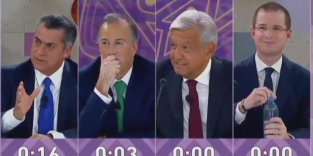 "Facebook, Bronco, Investigation", el programa de "El Bronco"