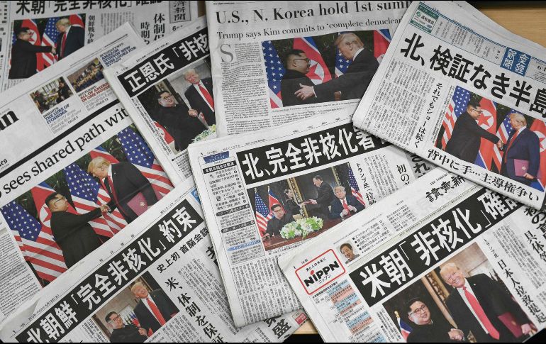 La histórica cumbre bilateral acaparó las portadas de los diarios alrededor del mundo. AFP/M. Bureau