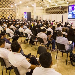 Candidatos coinciden en unificar sistemas de salud en México