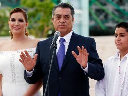 Como gobernador de Nuevo León, ni bajó la carga fiscal ni el gobierno tuvo más ingresos, señalan. NTX / J. Pazos