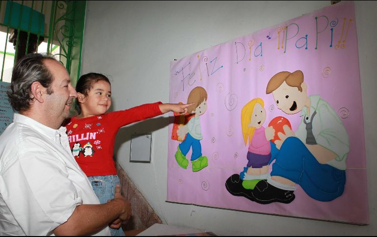 Autoridades recomendaron adquirir bienes y servicios en empresas establecidas. EL INFORMADOR/ ARCHIVO