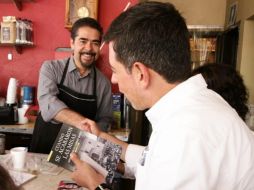 En lo que respecta a los productores locales el candidato destacó que, de ser elegido, elevará los apoyos a los agricultores y ganaderos con la instalación de un centro de inocuidad y sanidad. ESPECIAL/