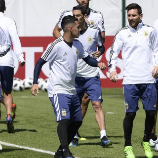 Sampaoli adelanta la alineación de Argentina ante Islandia