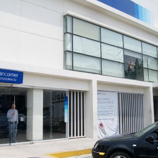 Reportan usuarios falla en sistema de BBVA Bancomer
