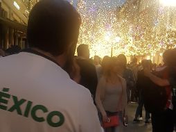 Algunos mexicanos, brasileños y peruanos pasean con su 