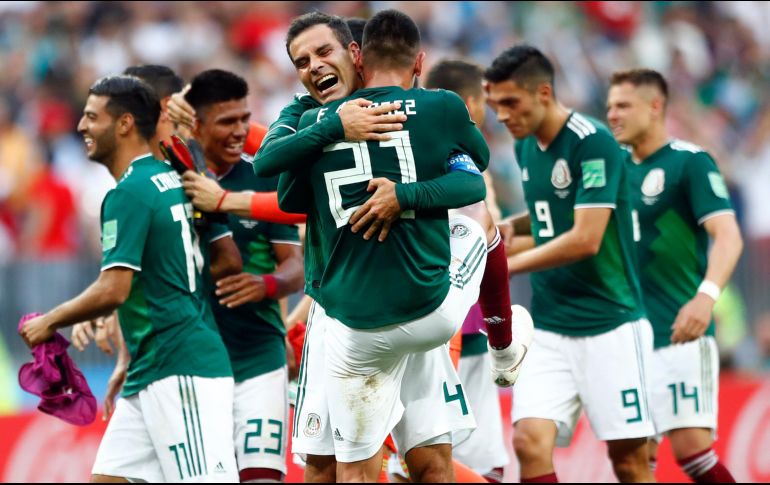 México sorprendió y ganó 1-0 al campeón del mundo, Alemania. AP / M. Schrader