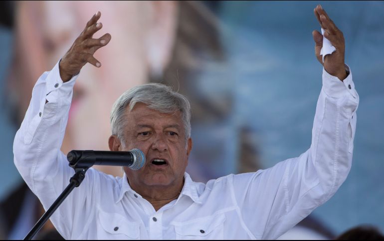 El candidato presidencial dijo comprometerse a atender especialmente a los jóvenes. AP / M. Castillo