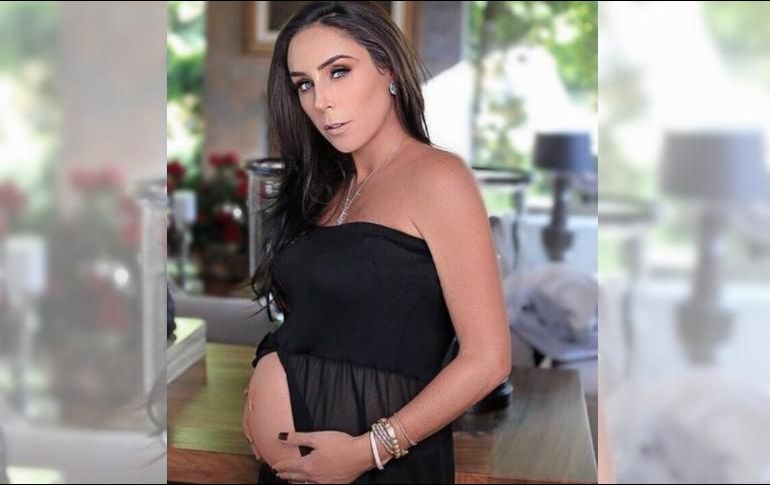 María es la séptima hija de Inés Gómez Mont y su llegada estaba prevista para los primeros días de junio. INSTAGRAM / inesgomezmont