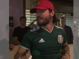 Maluma compartió varios videos en Instagram en donde se le ve festejando al son de 