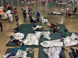 Unos dos mil 300 menores fueron separados de sus parientes en la frontera de Estados Unidos con México. EFE / Oficina de Aduanas y Protección