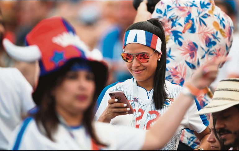 Sin barreras. Las apps facilitan la comunicación y la estancia en el Mundial de Rusia 2018. AFP