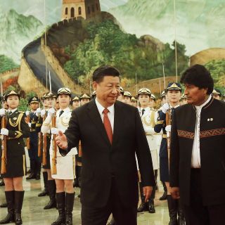 China y Bolivia firman un acuerdo de asociación estratégica