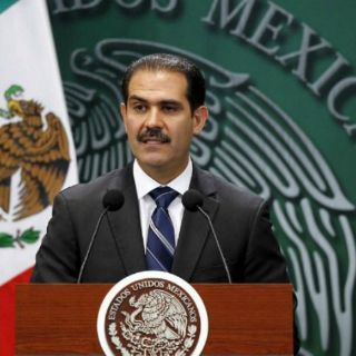 Tribunal ratifica amparo a Guillermo Padrés, pero no lo liberará