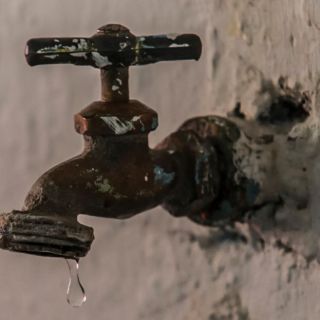Falsas, las versiones sobre privatización del agua; Semarnat lo explica