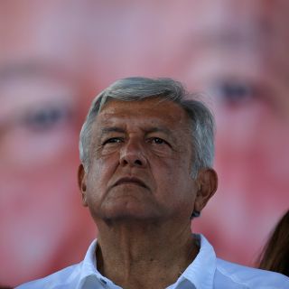 Anaya y Meade "viven" en la Procuraduría, critica López Obrador