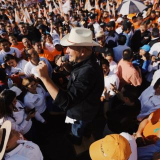 Ofrece Alfaro mejorar vialidades en Tlaquepaque