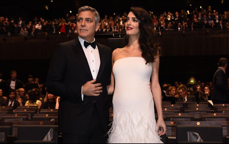 Los Clooney son parte de un creciente grupo de celebridades que han denunciado esta política de la administración Trump. AFP / ARCHIVO