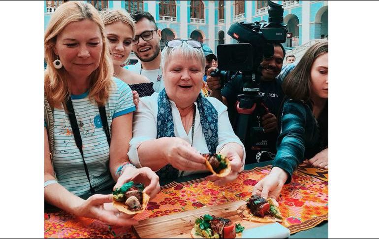 Señalan que los rusos adoran la comida y también las tradiciones mexicanas. FACEBOOK / Probadita de México Oficial